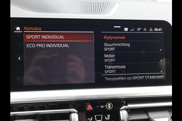 BMW 3 Serie Touring 320d HIGH EXECUTIVE SPORTLINE 190 PK AUT. *ALPINWEISS* + ELEK. TREKHAAK | LASER LED | 18 INCH | STOEL/STUURWIELVERW.