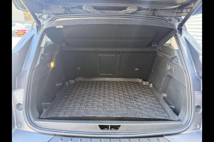 Opel Grandland X 1.2 Turbo Ultimate Navi|Camera|Carplay|Clima|Cruise|D-riem v.v in 2025|Trekhaak|N.A.P|APK tot 11-2026