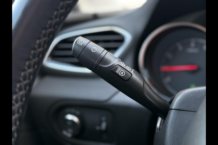 Opel Grandland X 1.2 Turbo Ultimate Navi|Camera|Carplay|Clima|Cruise|D-riem v.v in 2025|Trekhaak|N.A.P|APK tot 11-2026