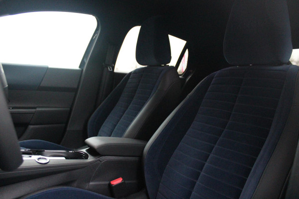 Lancia Ypsilon EDIZIONE CASSINA LIMITATA 156PK 51 kWh | WARMTEPOMP! | 3-FASE! | DRAADLOOS APPLE CARPLAY/ANDROID AUTO | DRAADLOOS TELEFOONLADER | CAMERA VOOR + ACHTER | KEYLESS ENTRY/START | DODEHOEK DETECTIE | ELEKTRISCH BEDIENBARE BESTUUDERSSTOEL MET MASSAGE FUNCTIE | ADAPTIVE CRUISE CONTROL | STOEL VERWARMING | NAVIGATIE | DAB+ RADIO |