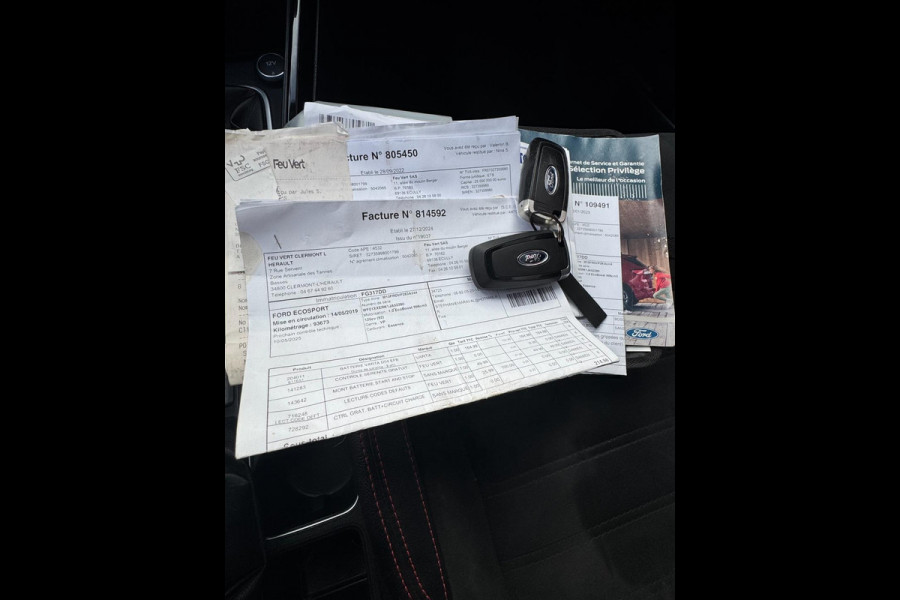 Ford EcoSport 1.0 EcoBoost ST-Line - Navigatie I Airco I Sport pakket I Leer / Alcantara I PDC I Achteruitrij Camera I Dealer ond.