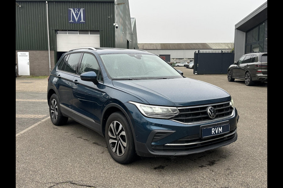 Volkswagen Tiguan 1.4 TSI eHybrid PHEV ADAPTIVE CRUISE CONTROL| PANO| STOEL + STUURVERWARMING| 360 CAMERA| PARKEER ASSISTENT| RIJKLAARPRIJS INCL. 12 MND BOVAG GARANTIE