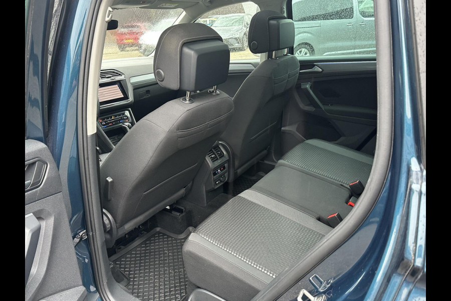 Volkswagen Tiguan 1.4 TSI eHybrid PHEV ADAPTIVE CRUISE CONTROL| PANO| STOEL + STUURVERWARMING| 360 CAMERA| PARKEER ASSISTENT| RIJKLAARPRIJS INCL. 12 MND BOVAG GARANTIE