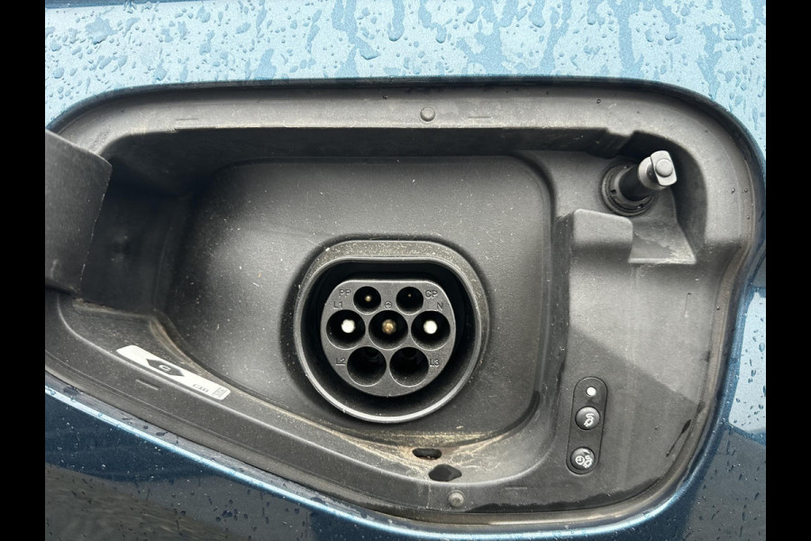 Volkswagen Tiguan 1.4 TSI eHybrid PHEV ADAPTIVE CRUISE CONTROL| PANO| STOEL + STUURVERWARMING| 360 CAMERA| PARKEER ASSISTENT| RIJKLAARPRIJS INCL. 12 MND BOVAG GARANTIE