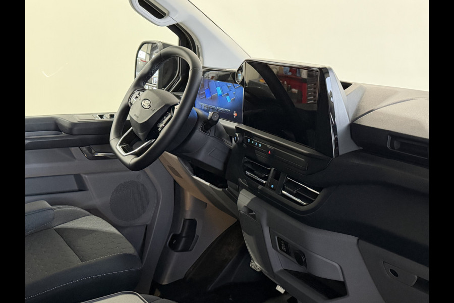 Ford Transit Custom 320 2.0 TDCI L2H1 Limited Trekhaak / Camera / Navi