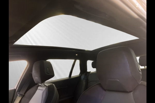 BMW 5 Serie Touring 530e M Sport ** LED, NAVI+, LEDER/ALC, PANORAMA, TREKH, H&K SOUND, 19-inch LMV ** 1e EIG - Ex BMW-AG ** ** INFORMEER OOK NAAR ONZE AANTREKKELIJKE FINANCIAL-LEASE TARIEVEN **