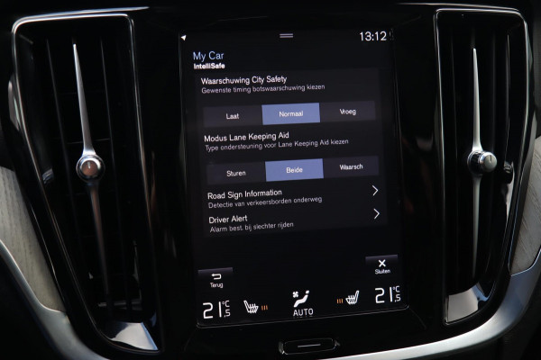 Volvo V60 2.0 T8 AWD Inscription / PANO / HK / MEMORY / ACC / KEYLESS / CAMERA