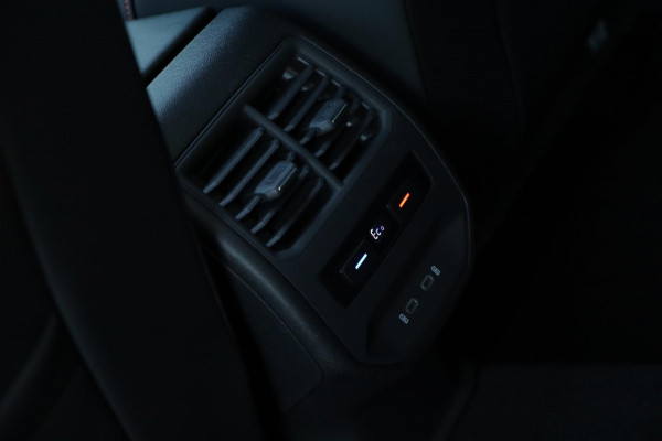 Seat Leon 1.4 TSI eHybrid PHEV FR / PANO / VIRTUAL / MEMORY / ACC / KEYLESS / CAMERA