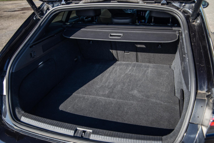 Volkswagen Arteon 1.4 TSI eHybrid R-Line Business CARPLAY / LEER / CAMERA / MEMMORY / LED / STOELVERWARMING