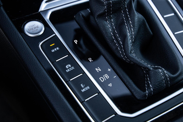 Volkswagen Arteon 1.4 TSI eHybrid R-Line Business CARPLAY / LEER / CAMERA / MEMMORY / LED / STOELVERWARMING