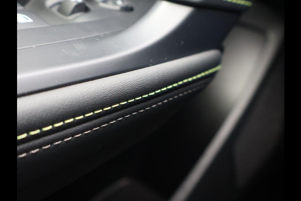 Peugeot E-308 FIRST EDITION GT EV 54 KWH + STUUR/STOELVERW. | ADAPTIVE CRUISE | CARPLAY | STANDKACHEL | CAMERA