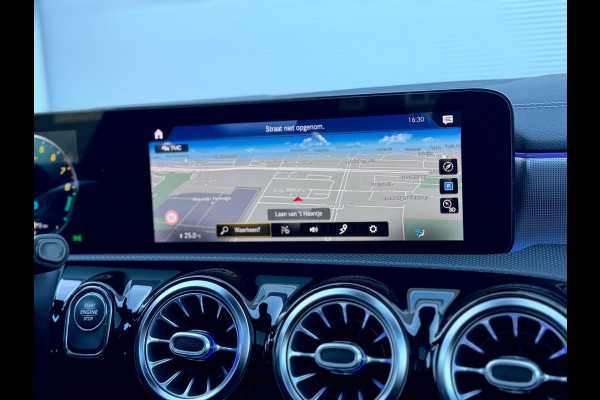 Mercedes-Benz CLA-Klasse 250 e Premium 45s Pano/Burmester/Camera