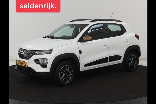 Dacia Spring Extreme 27 kWh | Leder | Carplay | Camera | Airco | Navigatie | Parkeerhulp | Speedlimiter | Bluetooth