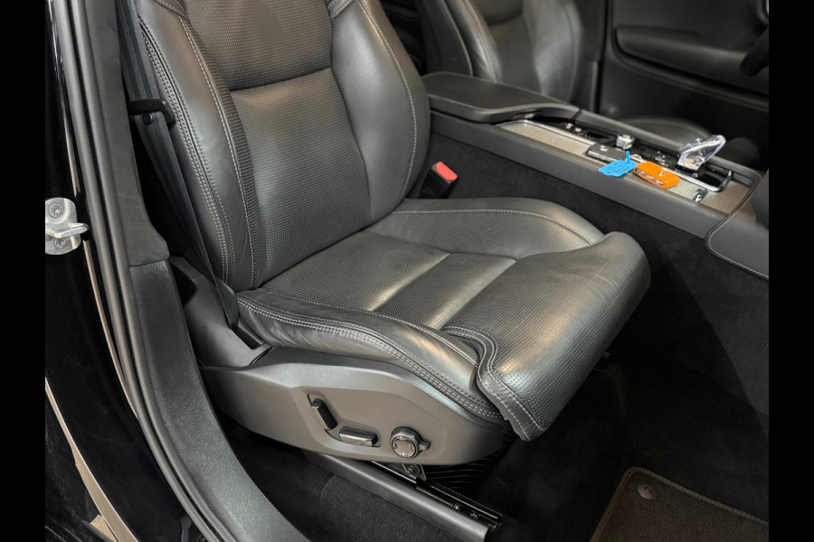 Volvo XC90 T8 Recharge AWD Ultimate Bright | Facelift |Pano | 7p | H/K Premium Sound | Massage | Licht Pakket | Winter Pakket
