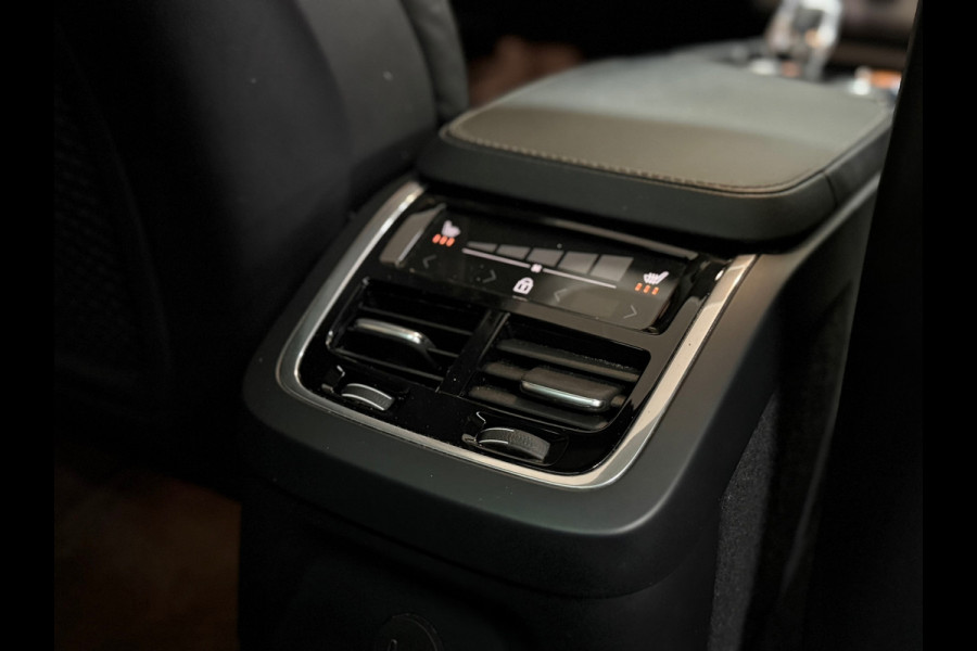 Volvo XC90 T8 Recharge AWD Ultimate Bright | Facelift |Pano | 7p | H/K Premium Sound | Massage | Licht Pakket | Winter Pakket