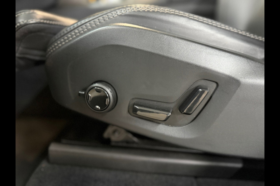 Volvo XC90 T8 Recharge AWD Ultimate Bright | Facelift |Pano | 7p | H/K Premium Sound | Massage | Licht Pakket | Winter Pakket