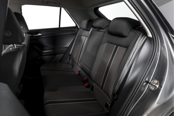 Volkswagen T-Roc 1.5 TSI Style 150 PK Orig. NL | Afn. Trekhaak | Adapt. Cruise | PDC | NAV + App. Connect | ECC | LM 16" |
