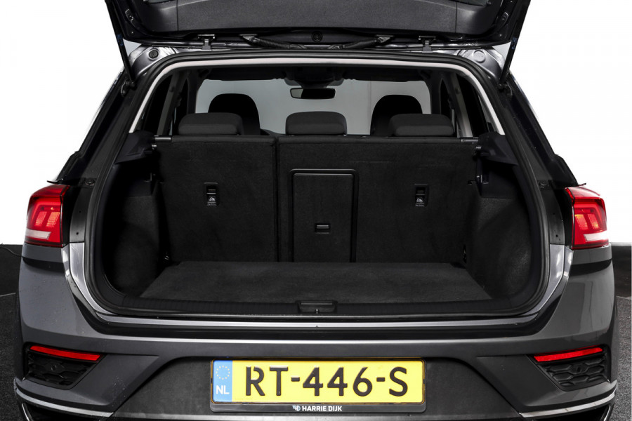 Volkswagen T-Roc 1.5 TSI Style 150 PK Orig. NL | Afn. Trekhaak | Adapt. Cruise | PDC | NAV + App. Connect | ECC | LM 16" |