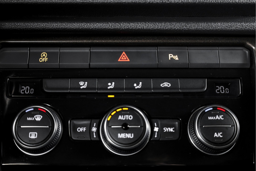 Volkswagen T-Roc 1.5 TSI Style 150 PK Orig. NL | Afn. Trekhaak | Adapt. Cruise | PDC | NAV + App. Connect | ECC | LM 16" |