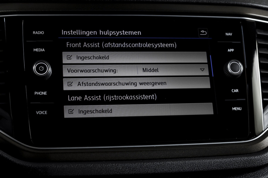 Volkswagen T-Roc 1.5 TSI Style 150 PK Orig. NL | Afn. Trekhaak | Adapt. Cruise | PDC | NAV + App. Connect | ECC | LM 16" |