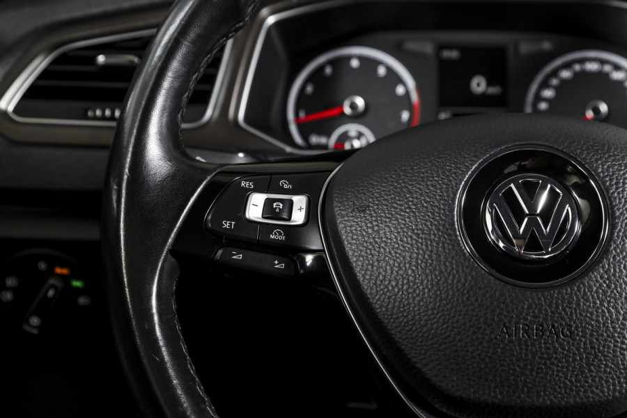 Volkswagen T-Roc 1.5 TSI Style 150 PK Orig. NL | Afn. Trekhaak | Adapt. Cruise | PDC | NAV + App. Connect | ECC | LM 16" |