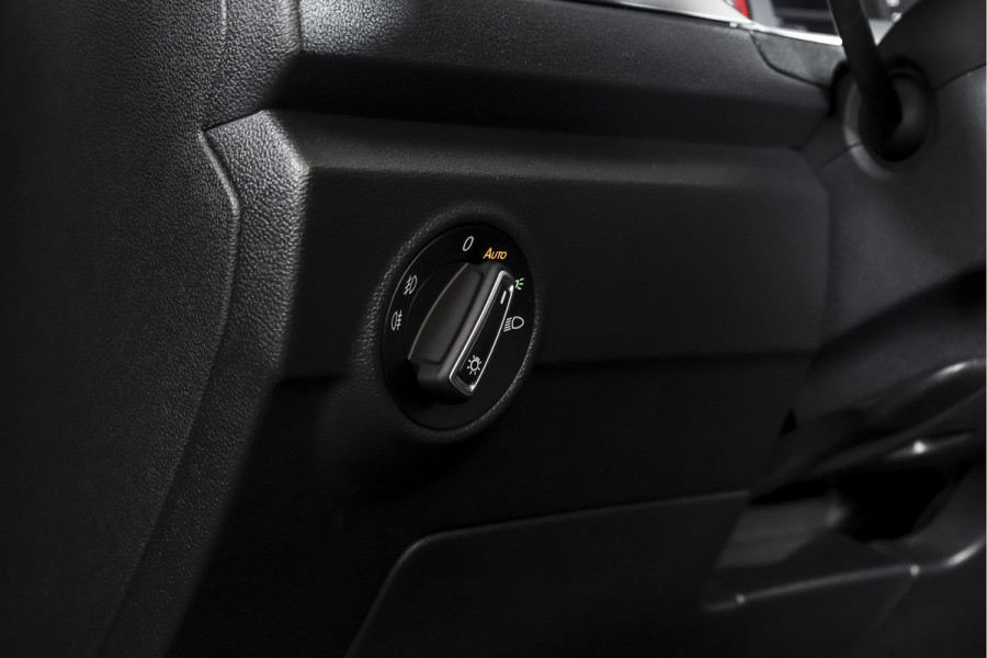 Volkswagen T-Roc 1.5 TSI Style 150 PK Orig. NL | Afn. Trekhaak | Adapt. Cruise | PDC | NAV + App. Connect | ECC | LM 16" |