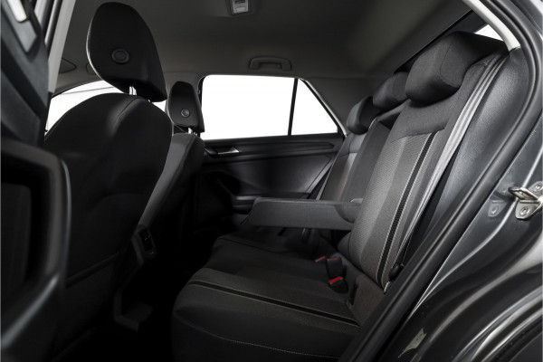 Volkswagen T-Roc 1.5 TSI Style 150 PK Orig. NL | Afn. Trekhaak | Adapt. Cruise | PDC | NAV + App. Connect | ECC | LM 16" |