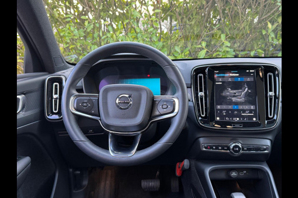 Volvo C40 C40 RECHARGE 94,7% SOH PLUS VOL OPTIES LEDER ALCANTARA ADAPTIVE CRUISE STOELVERWARMING CARPLAY EERSTE EIGENAAR