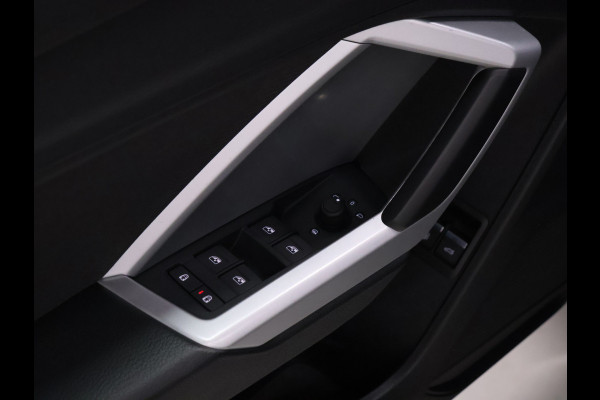 Audi Q3 Sportback 45 TFSI e Advanced Edition [APPLE CARPLAY, ANDROID AUTO, VIRTUAL COCKPIT, PDC VOOR+ACHTER, ELEKTRISCHE KOFFERKLEP, NIEUWSTAAT]