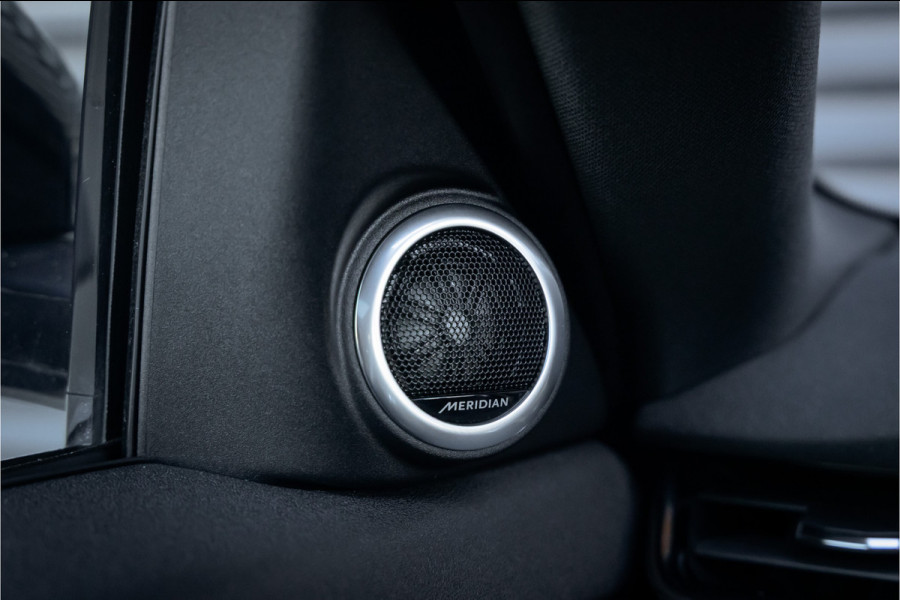 Land Rover Range Rover Evoque 2.0 D200 AWD R-Dynamic SE Pano - 20'' - Black Pack