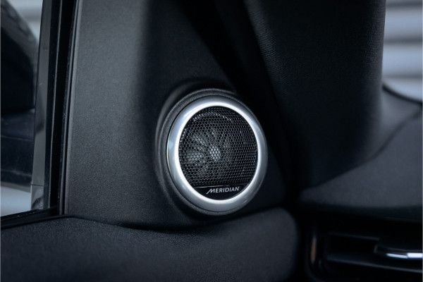 Land Rover Range Rover Evoque 2.0 D200 AWD R-Dynamic SE Pano - 20'' - Black Pack