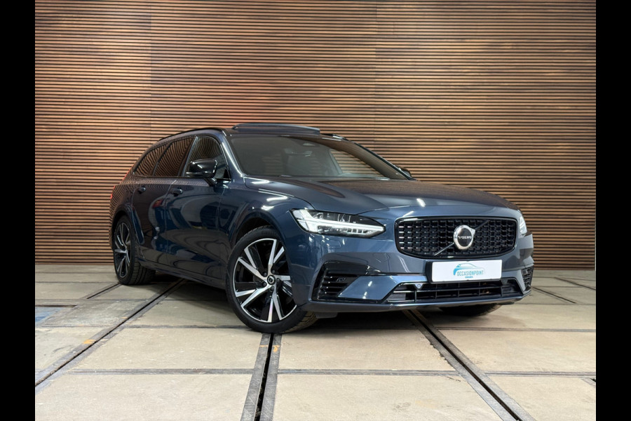 Volvo V90 T6 Recharge AWD R-Design Ultra Black | FaceLift | Pano | ILS Licht-Pakket | Comfort-Pakket | Parkeerassistent-Pakket |