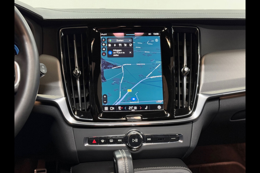 Volvo V90 T6 Recharge AWD R-Design Ultra Black | FaceLift | Pano | ILS Licht-Pakket | Comfort-Pakket | Parkeerassistent-Pakket |