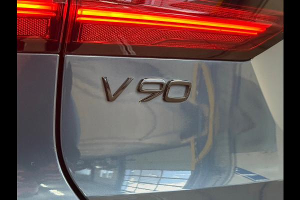 Volvo V90 T6 Recharge AWD R-Design Ultra Black | FaceLift | Pano | ILS Licht-Pakket | Comfort-Pakket | Parkeerassistent-Pakket |