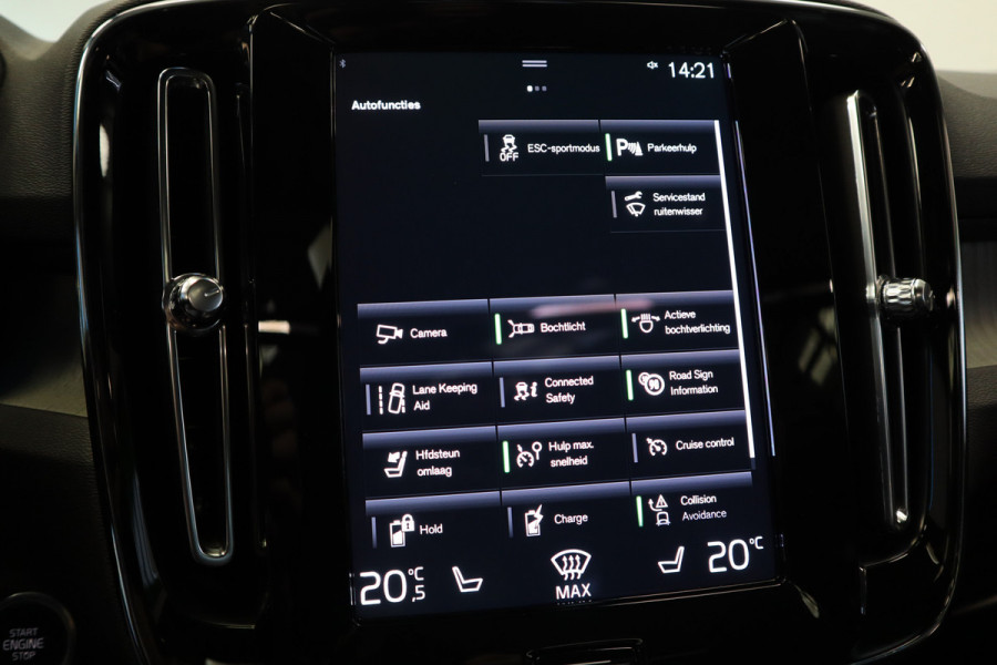 Volvo XC40 1.5 T5 Recharge Inscription Panoramadak Navigatie Leder Trekhaak 24 maanden garantie mogelijk (*vraag naar de voorwaarden)