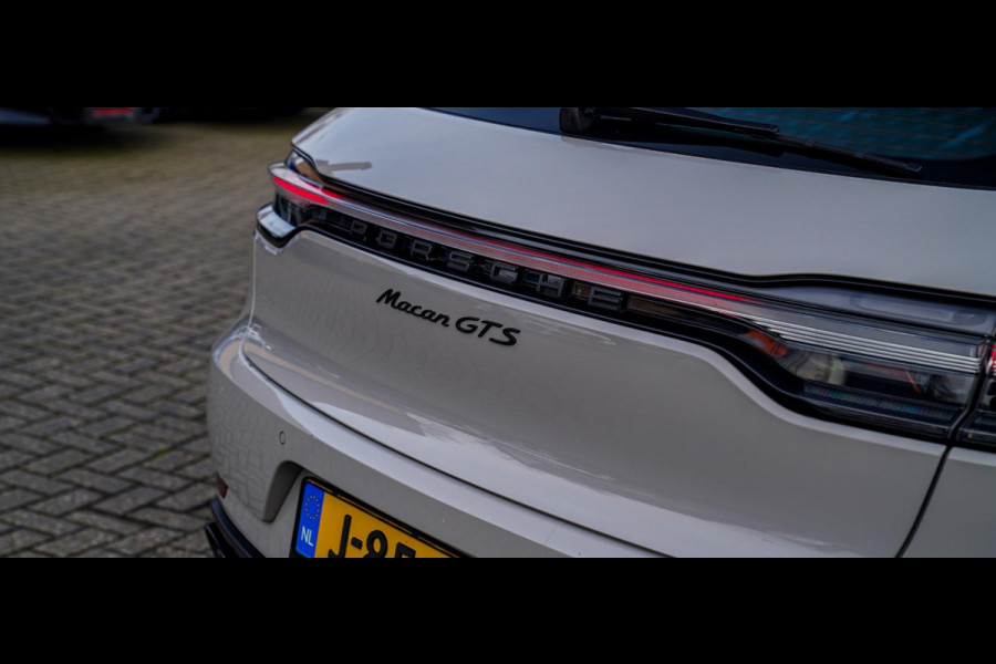 Porsche Macan 2.9 GTS | Panorama | Sport uitlaat | 360 Cam | Luchtvering | Sport Chrono | Dealer onderhouden | 1e eigenaar | ACC |