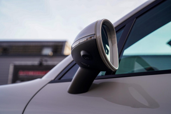 Porsche Macan 2.9 GTS | Panorama | Sport uitlaat | 360 Cam | Luchtvering | Sport Chrono | Dealer onderhouden | 1e eigenaar | ACC |