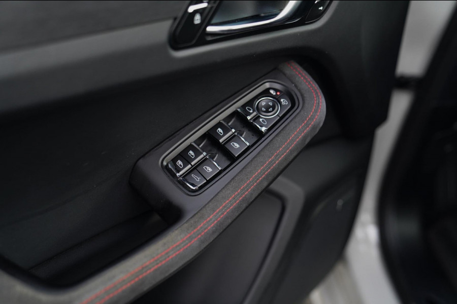 Porsche Macan 2.9 GTS | Panorama | Sport uitlaat | 360 Cam | Luchtvering | Sport Chrono | Dealer onderhouden | 1e eigenaar | ACC |