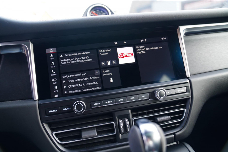 Porsche Macan 2.9 GTS | Panorama | Sport uitlaat | 360 Cam | Luchtvering | Sport Chrono | Dealer onderhouden | 1e eigenaar | ACC |