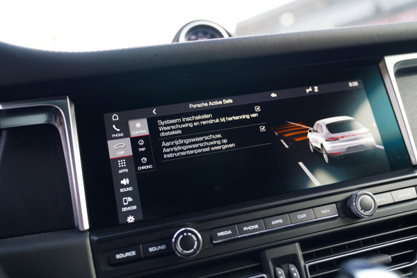Porsche Macan 2.9 GTS | Panorama | Sport uitlaat | 360 Cam | Luchtvering | Sport Chrono | Dealer onderhouden | 1e eigenaar | ACC |