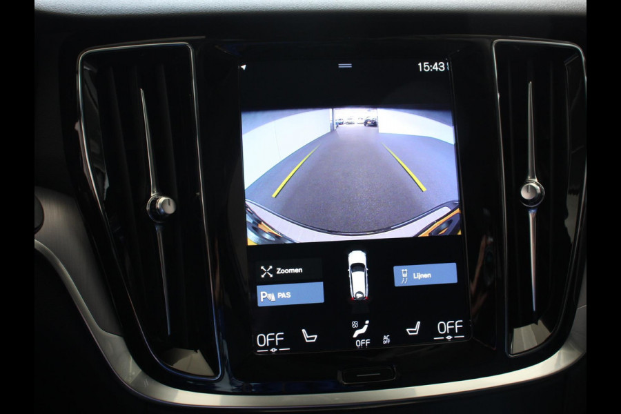 Volvo V60 2.0 B4 Momentum | Climate control | Cruise control adaptieve | Parkeersensoren | Achteruitrijd camera | LED | Verwarmde voorstoelen | Lane assist | Apple Carplay/ Android Auto