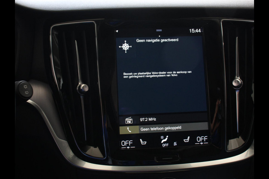 Volvo V60 2.0 B4 Momentum | Climate control | Cruise control adaptieve | Parkeersensoren | Achteruitrijd camera | LED | Verwarmde voorstoelen | Lane assist | Apple Carplay/ Android Auto