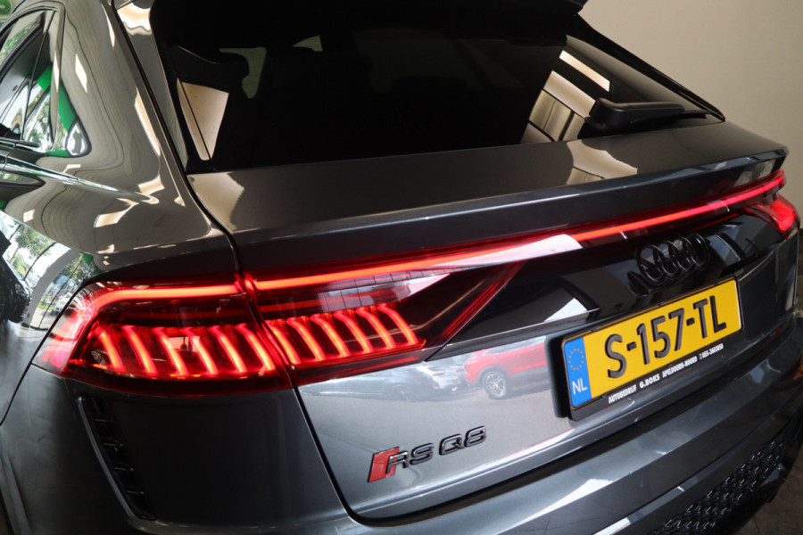 Audi Q8 4.0 TFSI RS Q8 quattro Panoramadak 23''Velgen Head-Up B&O Audio ! 2e Paasdag geopend van 12.00 tot 17:00u !