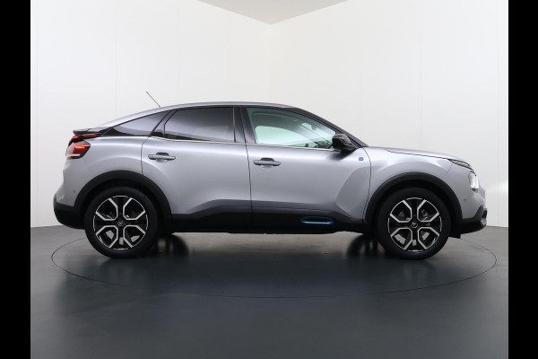 Citroën Ë-C4 Shine 50 kWh SOH 98% 3-FASE LADER | STUUR- & STOELVERWARMING | TREKHAAK | HEAD-UP DISPLAY | CAMERA | KEYLESS START & GO | DODEHOEKDETECTIE | RIJKLAAR MET 12 MAANDEN BOVAG-GARANTIE