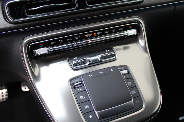 Mercedes-Benz V-Klasse 300 Benzine!! / Lang / AMG / DC / Burmester / Elec Stoel / Vol Opties / NIEUWSTAAT