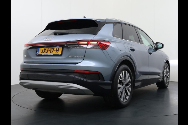 Audi Q4 e-tron 40 Launch edition Advanced Plus 77 kWh SOH 92% | S-LINE INTERIEUR | PANORAMADAK | STOELVERWARMING | ELEKTRISCHE ACHTERKLEP | LUXE BEKLEDING | RIJKLAAR MET 12 MND BOVAG GARANTIE