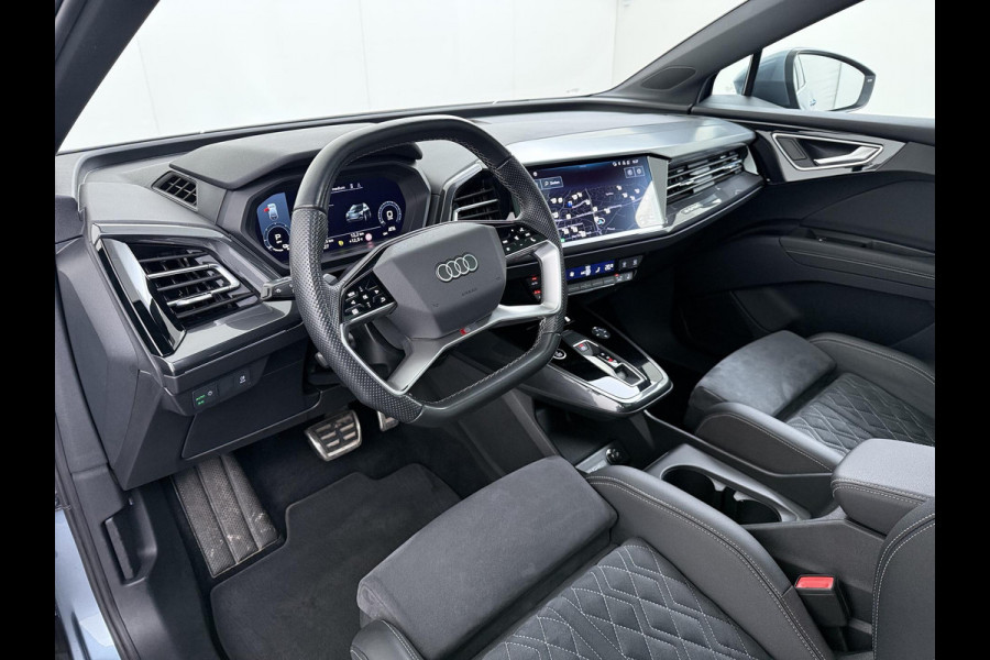 Audi Q4 e-tron 40 Launch edition Advanced Plus 77 kWh SOH 92% | S-LINE INTERIEUR | PANORAMADAK | STOELVERWARMING | ELEKTRISCHE ACHTERKLEP | LUXE BEKLEDING | RIJKLAAR MET 12 MND BOVAG GARANTIE