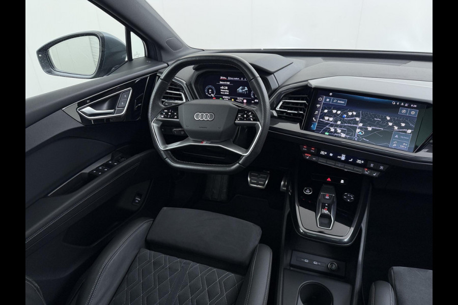 Audi Q4 e-tron 40 Launch edition Advanced Plus 77 kWh SOH 92% | S-LINE INTERIEUR | PANORAMADAK | STOELVERWARMING | ELEKTRISCHE ACHTERKLEP | LUXE BEKLEDING | RIJKLAAR MET 12 MND BOVAG GARANTIE