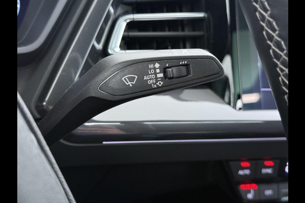 Audi Q4 e-tron 40 Launch edition Advanced Plus 77 kWh SOH 92% | S-LINE INTERIEUR | PANORAMADAK | STOELVERWARMING | ELEKTRISCHE ACHTERKLEP | LUXE BEKLEDING | RIJKLAAR MET 12 MND BOVAG GARANTIE