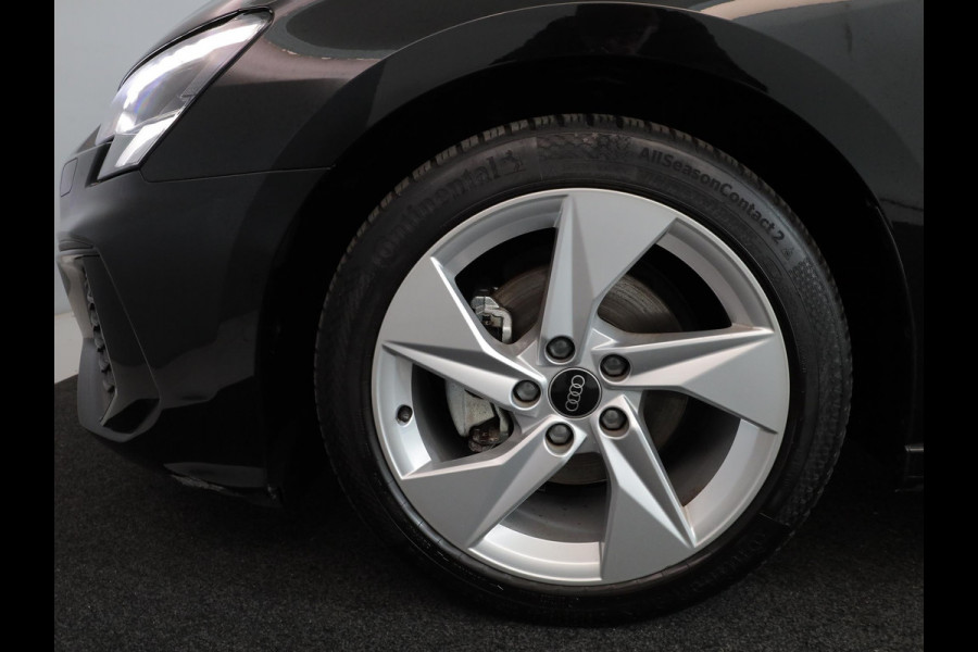 Audi A3 Sportback 30 TFSI S edition 110pk AUT| Navi| 17'LM-velgen| Parksensors|